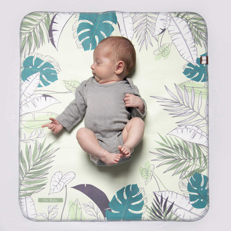 زیرانداز تعویض نوزاد طرح آمازون دیروحه ضدآب و قابل شستشو