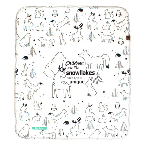 زیرانداز تعویض نوزاد طرح برفی دیروحه ضدآب و قابل شستشو