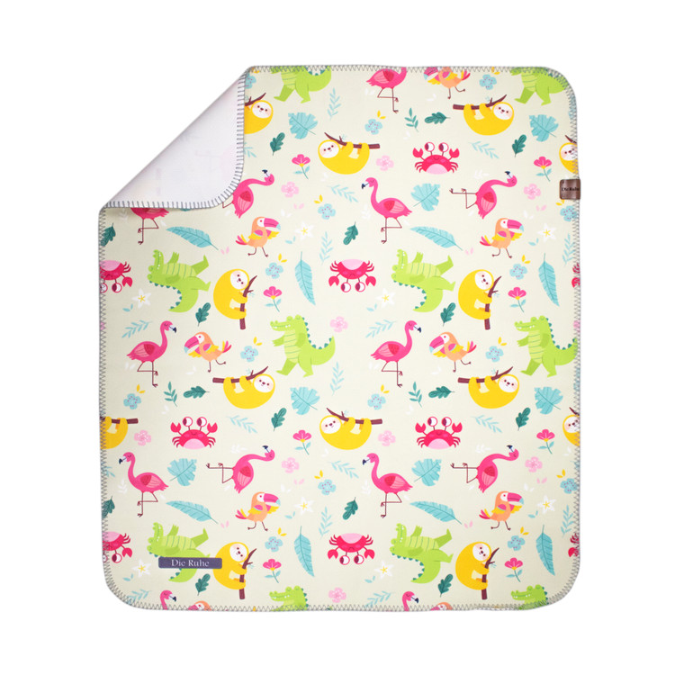 زیرانداز تعویض نوزاد طرح فلامینگو دیروحه ضدآب و قابل شستشو