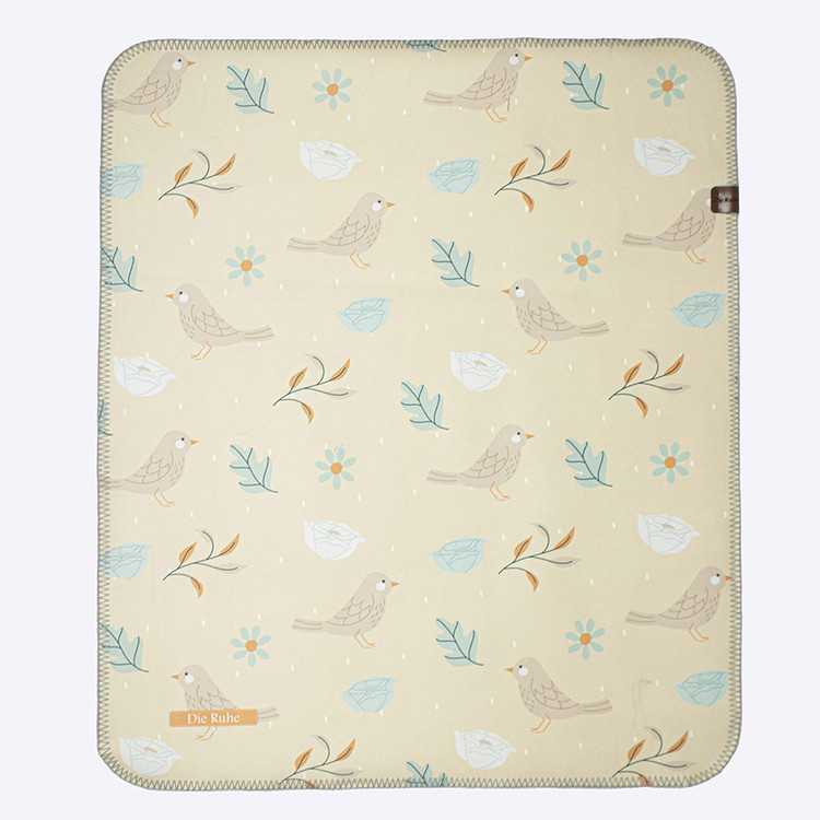 زیرانداز تعویض نوزاد طرح گنجشک دیروحه ضدآب و قابل شستشو