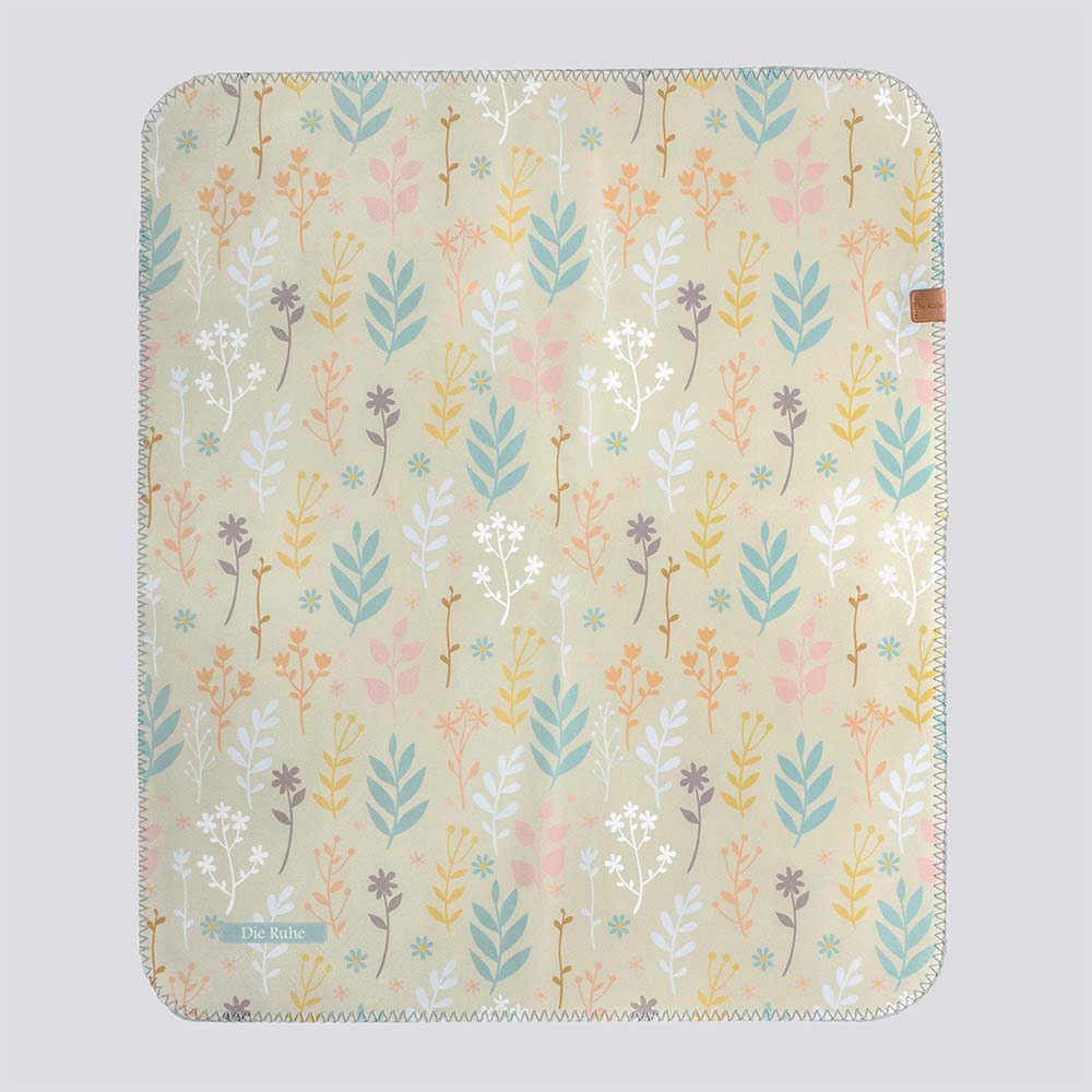 زیرانداز تعویض نوزاد طرح گیاه دی‌روحه ضدآب و قابل شستشو